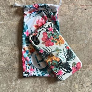 iPhone XR Loopy floral case